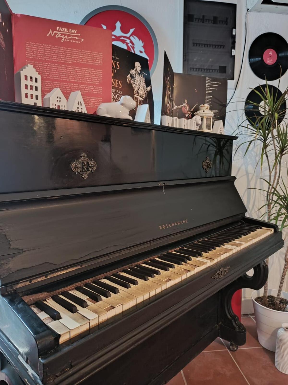 Berlin'S Guest House 乌尔拉 外观 照片